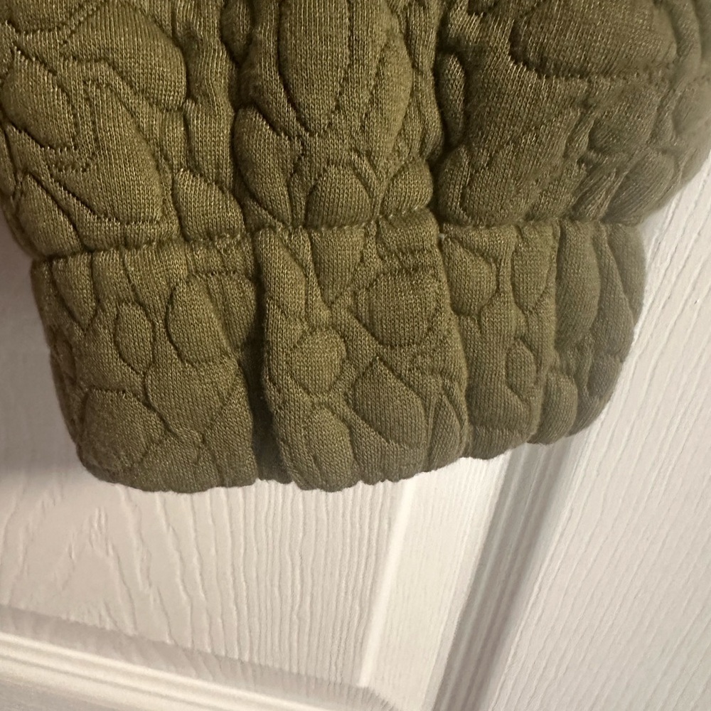 Olive Quilted WoMen's Jacket Size XL - Picture 2 of 5